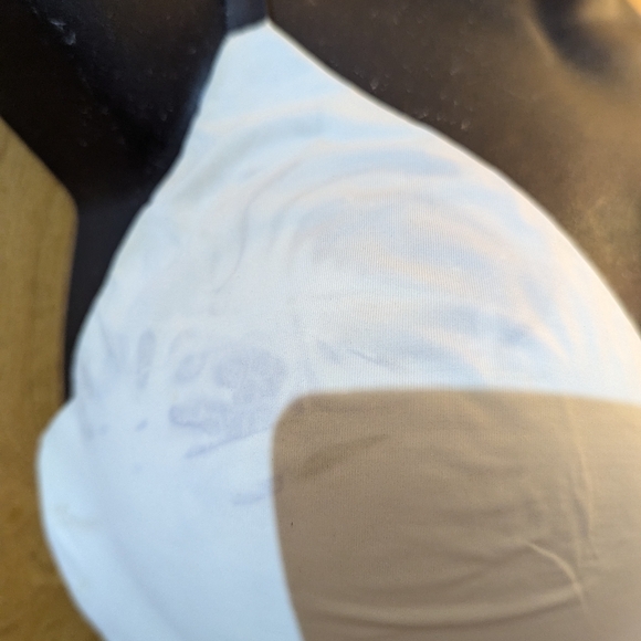 Victoria's Secret White Bra - Picture 3 of 4